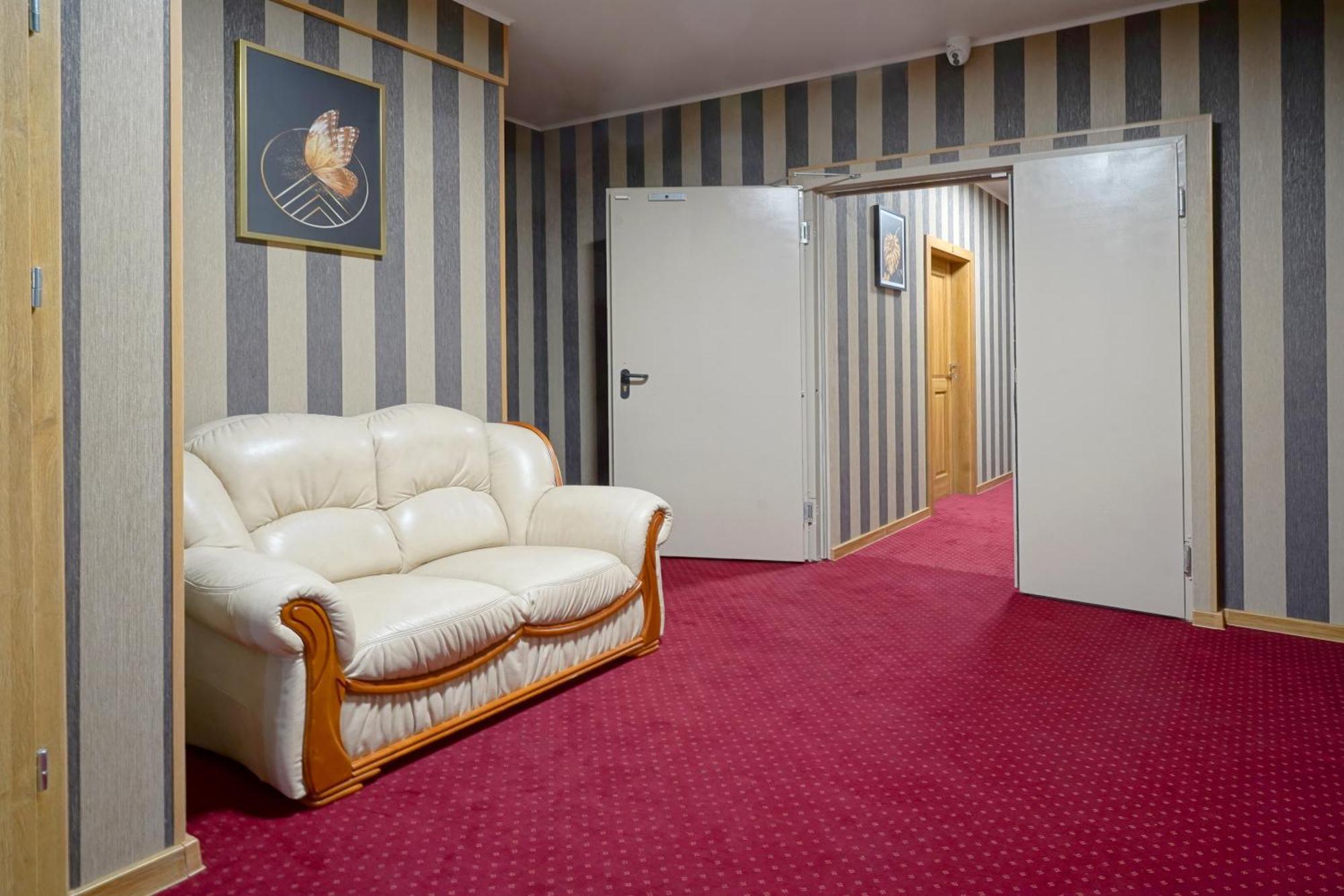 Apartments Alkantara Chrzanow Bagian luar foto
